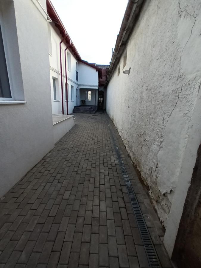 Old Town Studio Apartments Baia Mare Exterior photo